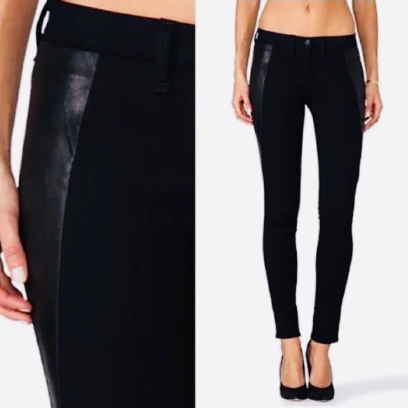❤️ RAG & BONE ❤️ COLLECTION SLEEK AND STYLIST SKINNY PANTS WITH LEATHER DESIGN .
